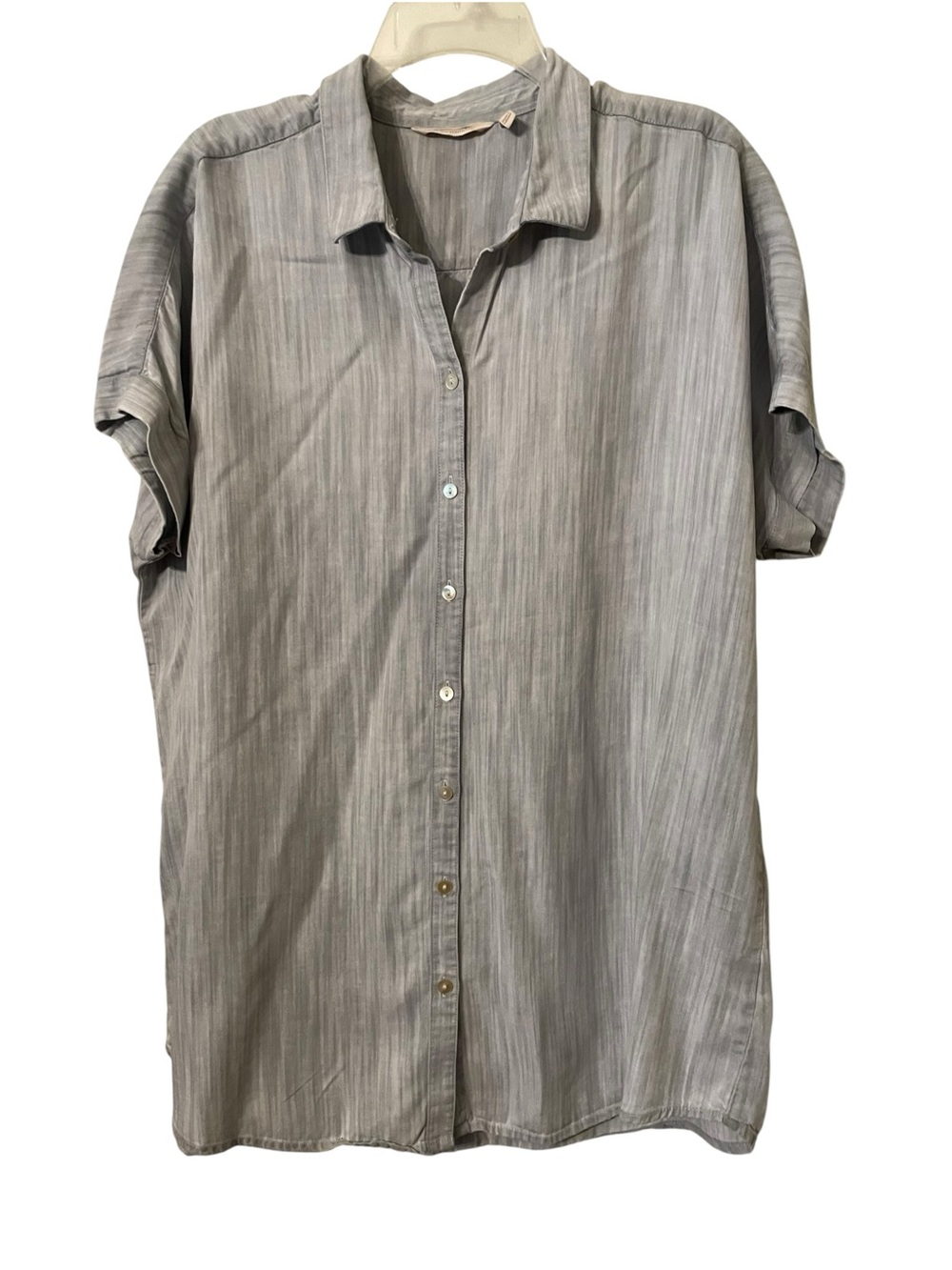 Soft Surroundings Je Veux Tencel Button Down Short Sleeve Light Grey Wash Size L